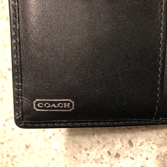 Coach Wallet - Picture 4 of 8